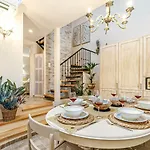 Villa The Heritage In Doukades